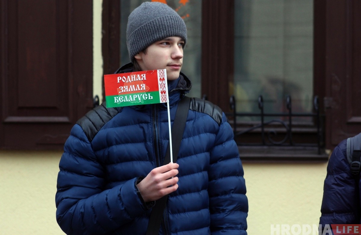 Гродзенская міліцыя ў дзень свайго свята прайшла маршам па вуліцах горада 