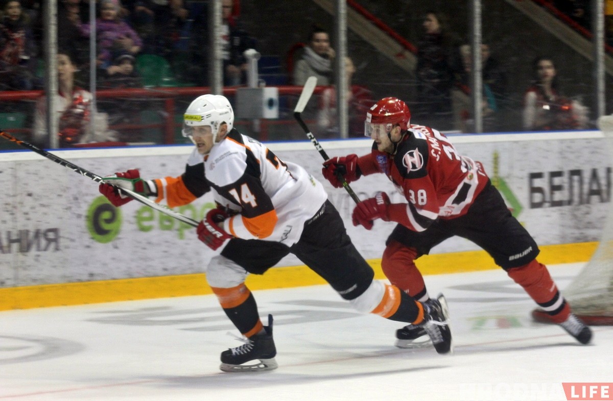 Чарговая перамога над "Шахцёрам" дазволіла "Нёману" выйсці наперад у серыі