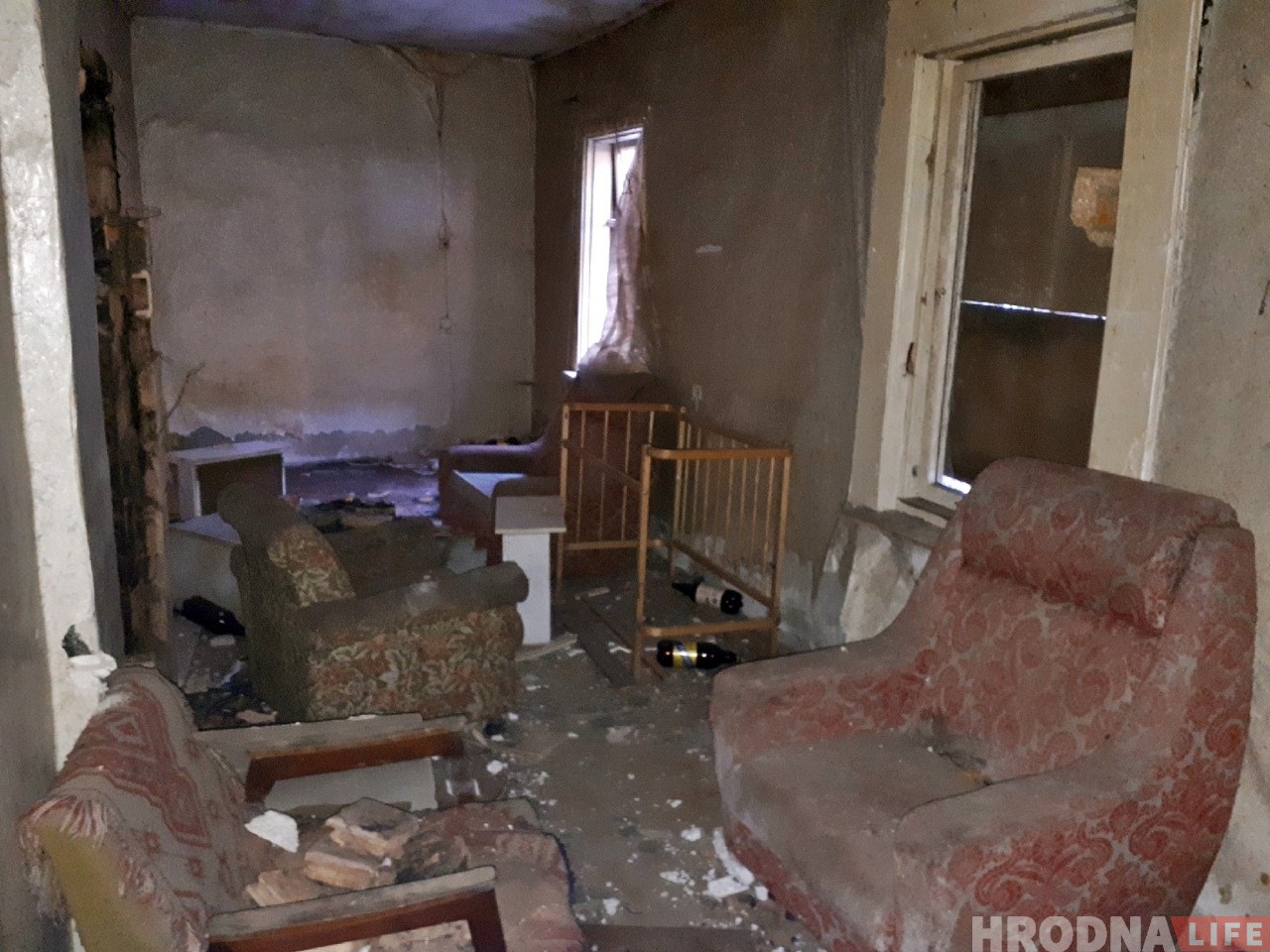 Зачыстка на Леванабярэжнай: пад знос пайшлі два драўляныя дамы