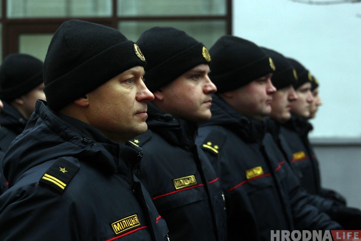 Гродзенская міліцыя ў дзень свайго свята прайшла маршам па вуліцах горада 
