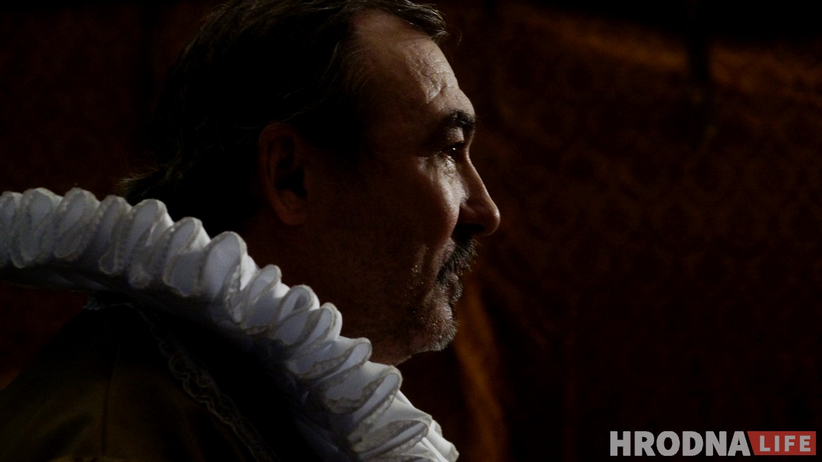 “Поставить можно и телефонный справочник". Сергей Бочков рассказал про 10 лет народного театра "Бочонок"