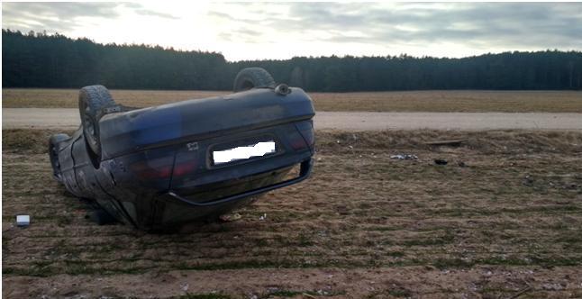 Пад Свіслаччу бяспраўнік перавярнуўся на машыне. Ён у рэанімацыі