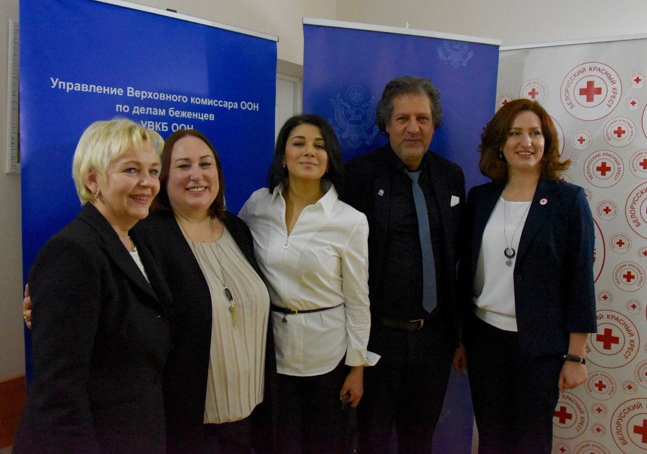 Развивать туризм и помогать беженцам. Основное про визит Поверенной в делах США в Беларуси в Гродно