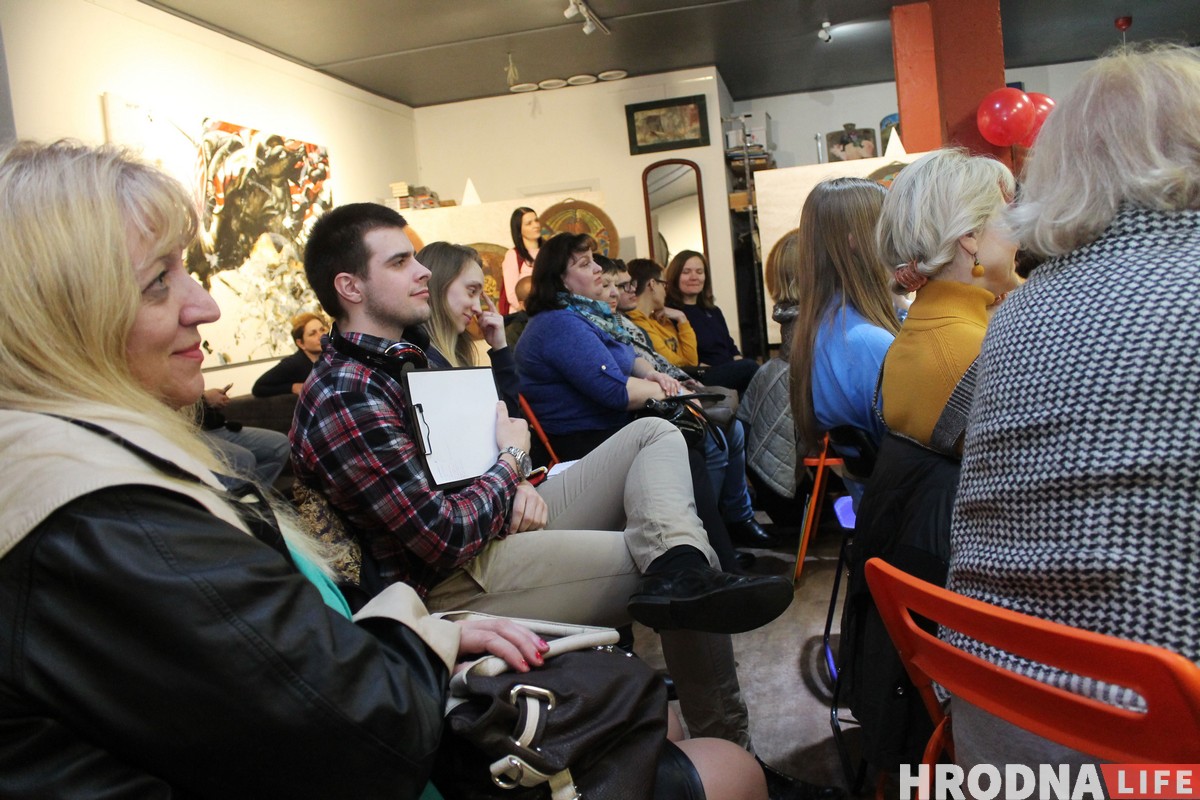 З Пітам Паўлавым і сімвалічным тортам. “Мова Нанова Гародня” адзначыла пяцігоддзе З Пітам Паўлавым і сімвалічным тортам. “Мова Нанова Гародня” адзначыла пяцігоддзе