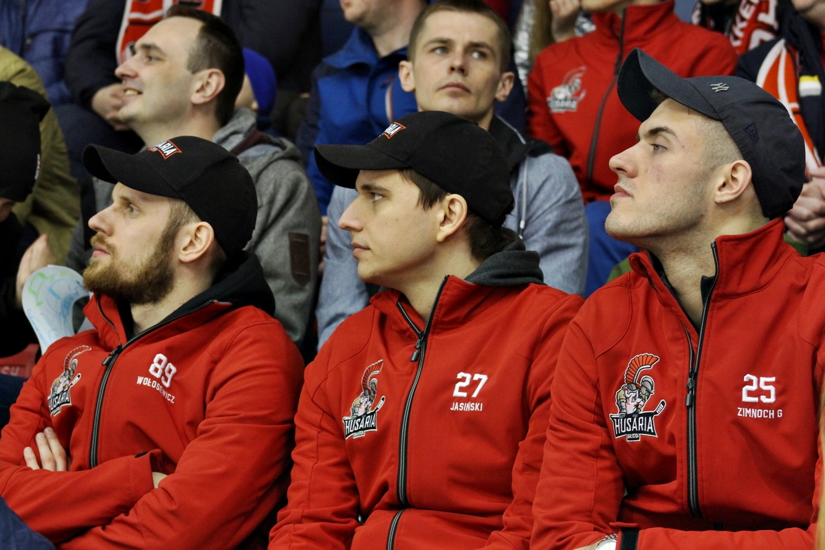 «Сюда можно ездить за настоящим хоккейным зрелищем». Гости из Белостока делятся эмоциями от матча в Гродно