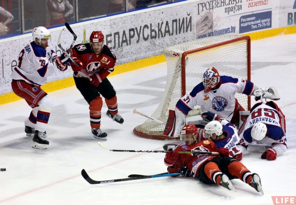 Момантаў шмат, галоў няма: "Нёман" зноў прайграў "Юнацтву"