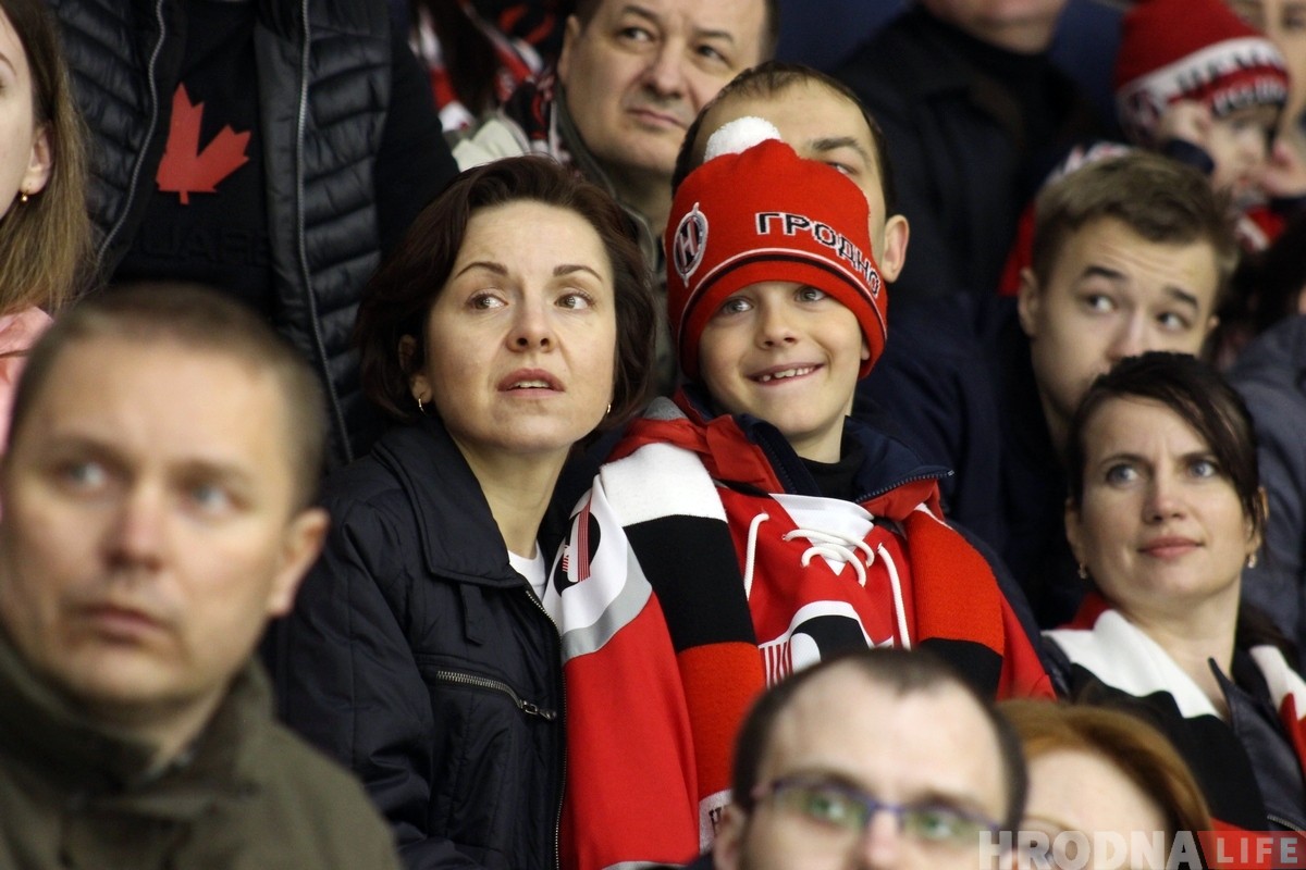 Моментов много, голов нет: "Неман" снова проиграл "Юности"