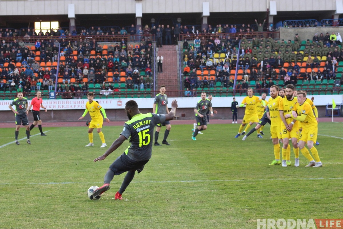 Свята не атрымалася: "Нёман" у Гродне буйна прайграў "Шахцёру"