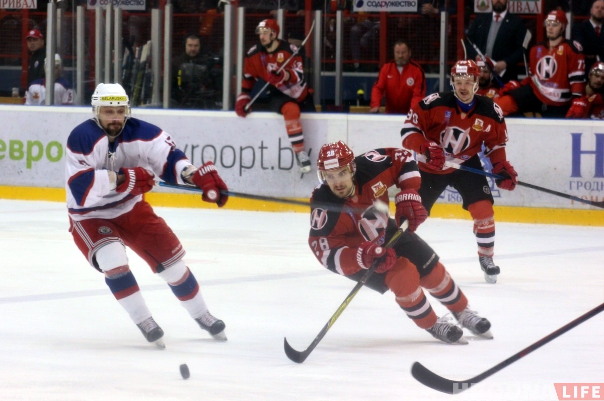 Моментов много, голов нет: "Неман" снова проиграл "Юности"