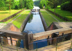 Басейны ў Гродне: куды пайсці паплаваць і колькі гэта каштуе ў 2024 годзе августовский канал