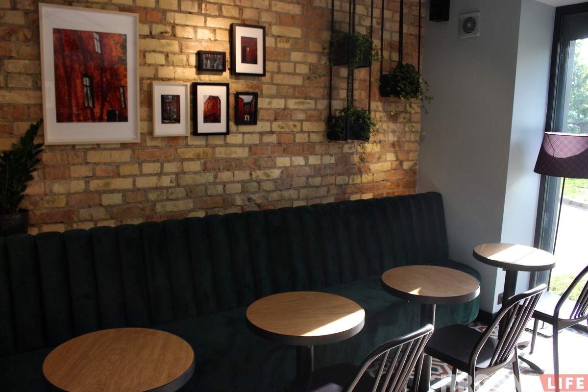 На Дзержинского открылась кофейня "CoFeCo"