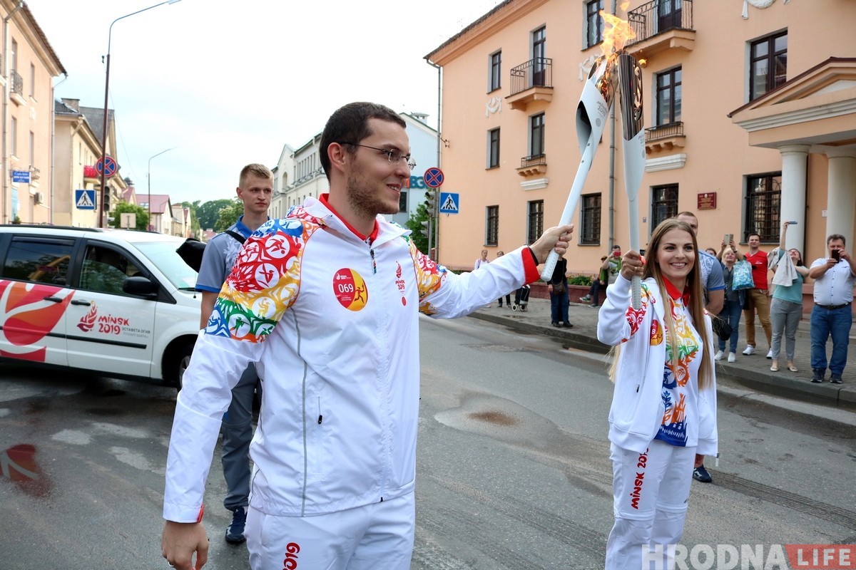 Гродна сустрэў эстафету агню "Полымя міру"