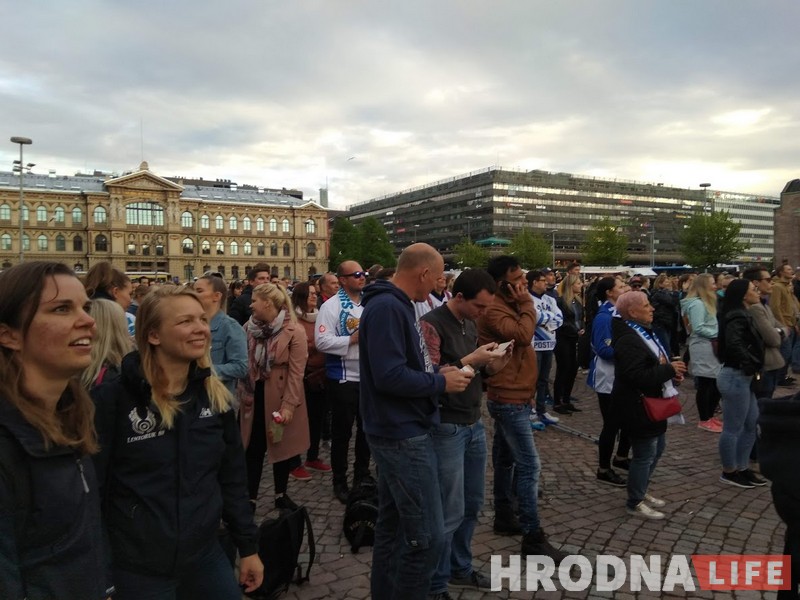 Фотафакт: Што рабілася ў Хельсінкі, калі фінскія хакеісты перамаглі канадцаў Фотафакт: Што рабілася ў Хельсінкі, калі фінскія хакеісты перамаглі канадцаў