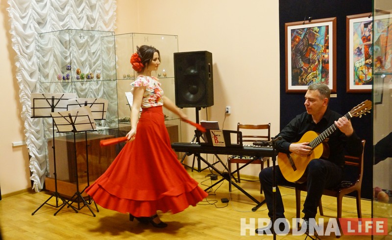 Слухалі, гралі і танчылі. Музычная "Ноч музеяў" прайшла у Гродне Слухалі, гралі і танчылі. Музычная "Ноч музеяў" прайшла у Гродне