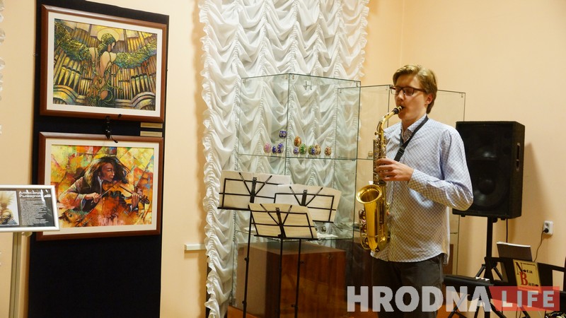 Слухалі, гралі і танчылі. Музычная "Ноч музеяў" прайшла у Гродне Слухалі, гралі і танчылі. Музычная "Ноч музеяў" прайшла у Гродне