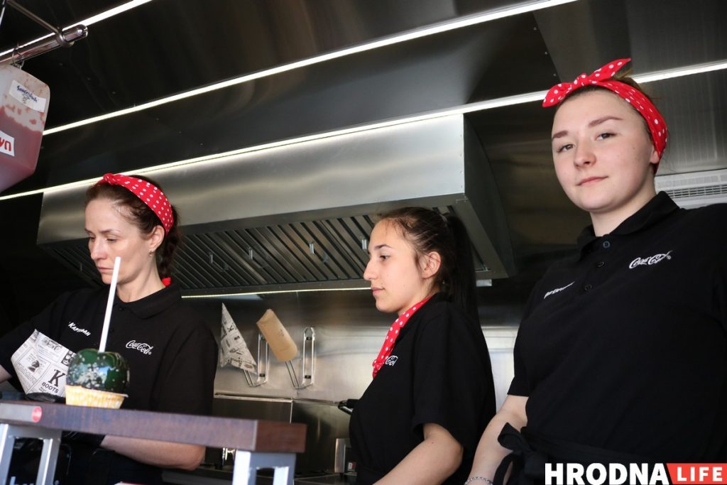 Фудтрак "Пан Картофан" открылся на Виленской: есть конусные пиццы и картошка с "секретным" хрустом