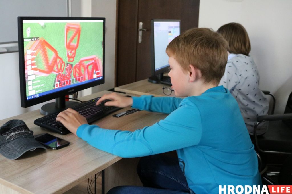 Друзья и роботы в ITeen Academy. Как провести лето в Гродно увлекательно и с пользой