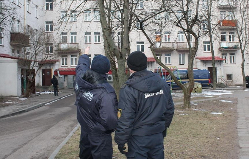 Следчыя высветлілі, што дзяўчынка ў Гродне памерла ад угарнага газу пасля праверкі кватэры кантралёрам