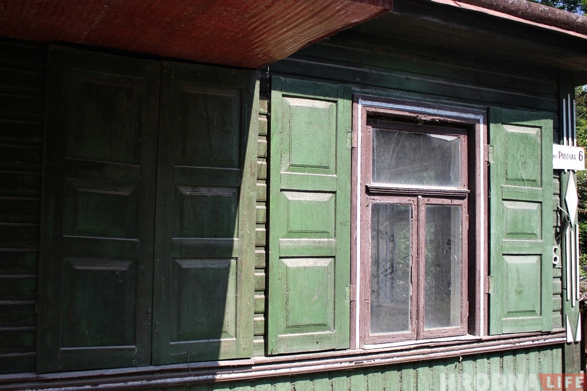 «Захаваць асколак старой культуры». Гродзенец купіў 90-гадовы драўляны дом, каб аднавіць і жыць у ім