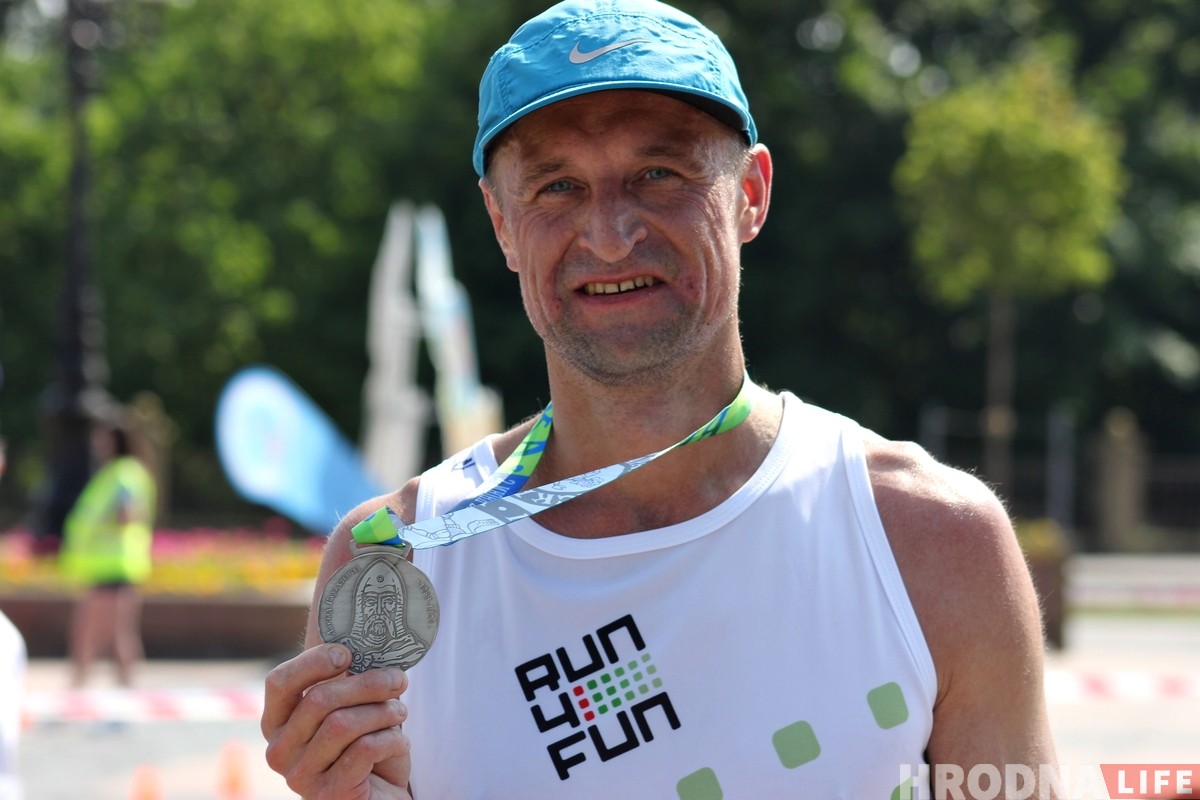 Трэцяя "Гарадзенская вандроўка” прайшла па вуліцах Гродна (ШУКАЙЦЕ СЯБЕ) Трэцяя "Гарадзенская вандроўка” прайшла па вуліцах Гродна (ШУКАЙЦЕ СЯБЕ)