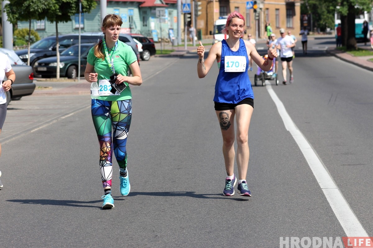 Трэцяя "Гарадзенская вандроўка” прайшла па вуліцах Гродна (ШУКАЙЦЕ СЯБЕ) Трэцяя "Гарадзенская вандроўка” прайшла па вуліцах Гродна (ШУКАЙЦЕ СЯБЕ)