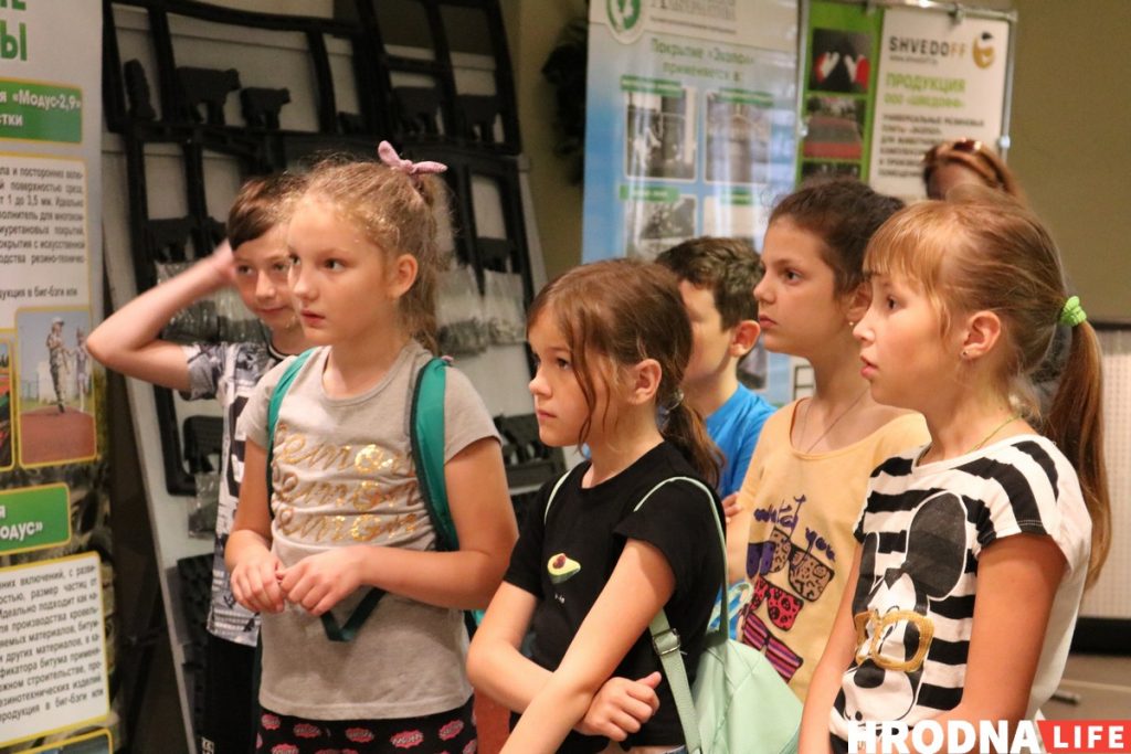 Раздзяляй і ўладар. У Гродне паказваюць выставу пра смецце