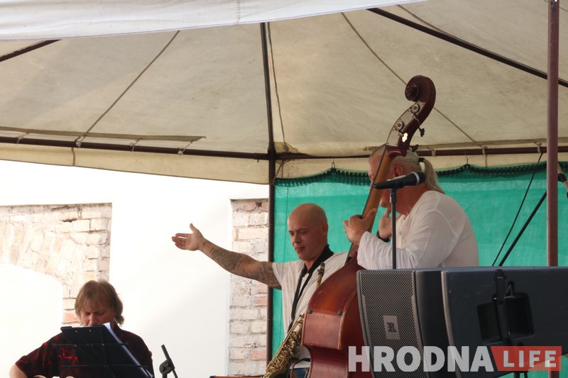 Аляксандр Краўчук працягвае знаёміць Гродна з джазавымі гісторыямі і выканаўцамі Аляксандр Краўчук працягвае знаёміць Гродна з джазавымі гісторыямі і выканаўцамі