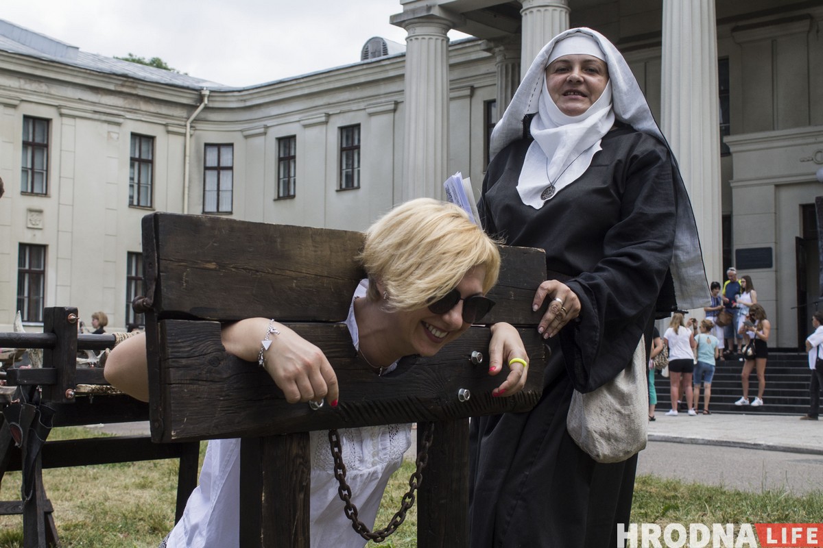 Адзін дзень з гісторыі Гродна: адноўленую гравюру XVI стагоддзя паказалі ў Новым замку Адзін дзень з гісторыі Гродна: адноўленую гравюру XVI стагоддзя паказалі ў Новым замку