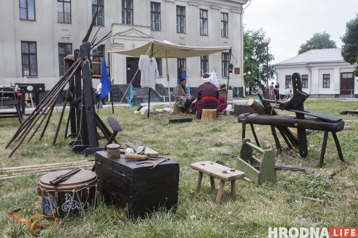 Адзін дзень з гісторыі Гродна: адноўленую гравюру XVI стагоддзя паказалі ў Новым замку Адзін дзень з гісторыі Гродна: адноўленую гравюру XVI стагоддзя паказалі ў Новым замку