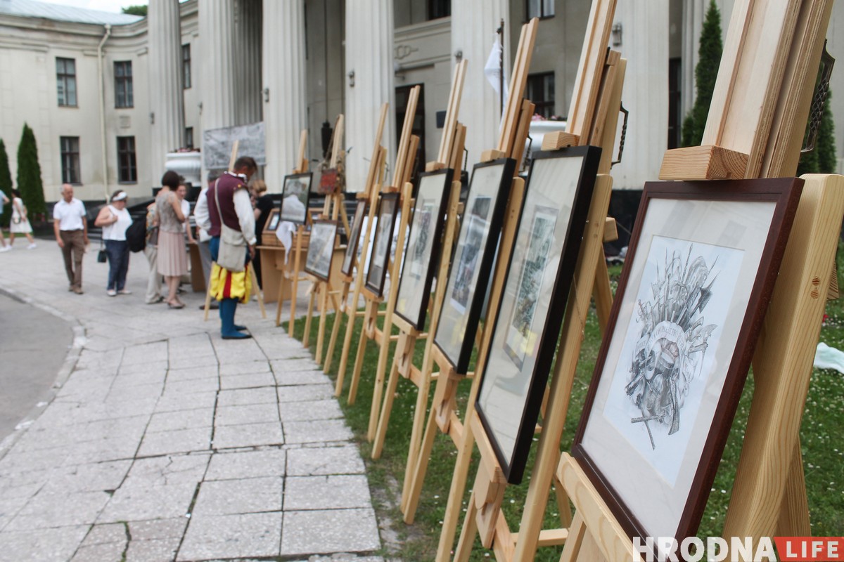 Адзін дзень з гісторыі Гродна: адноўленую гравюру XVI стагоддзя паказалі ў Новым замку Адзін дзень з гісторыі Гродна: адноўленую гравюру XVI стагоддзя паказалі ў Новым замку