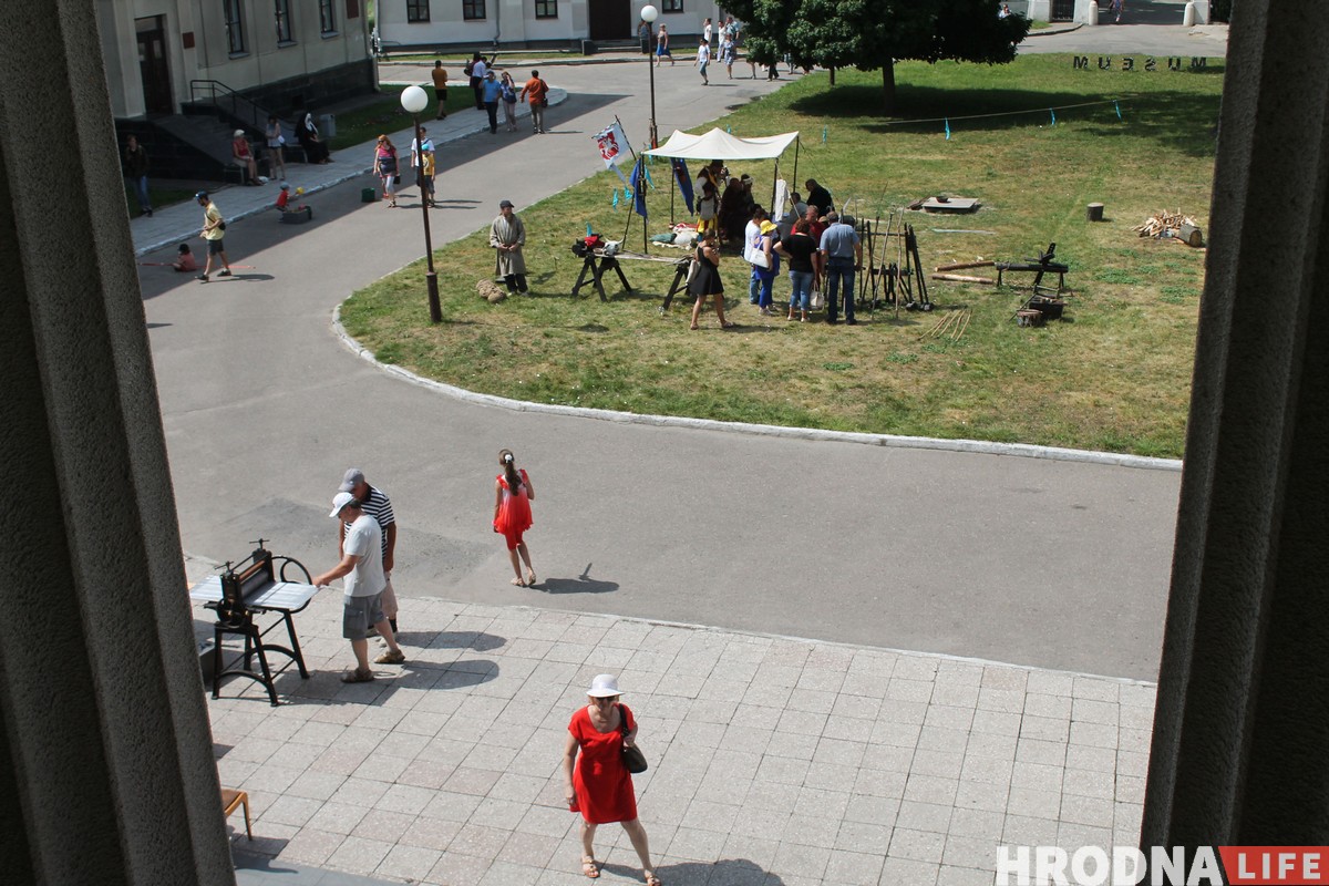 Адзін дзень з гісторыі Гродна: адноўленую гравюру XVI стагоддзя паказалі ў Новым замку Адзін дзень з гісторыі Гродна: адноўленую гравюру XVI стагоддзя паказалі ў Новым замку