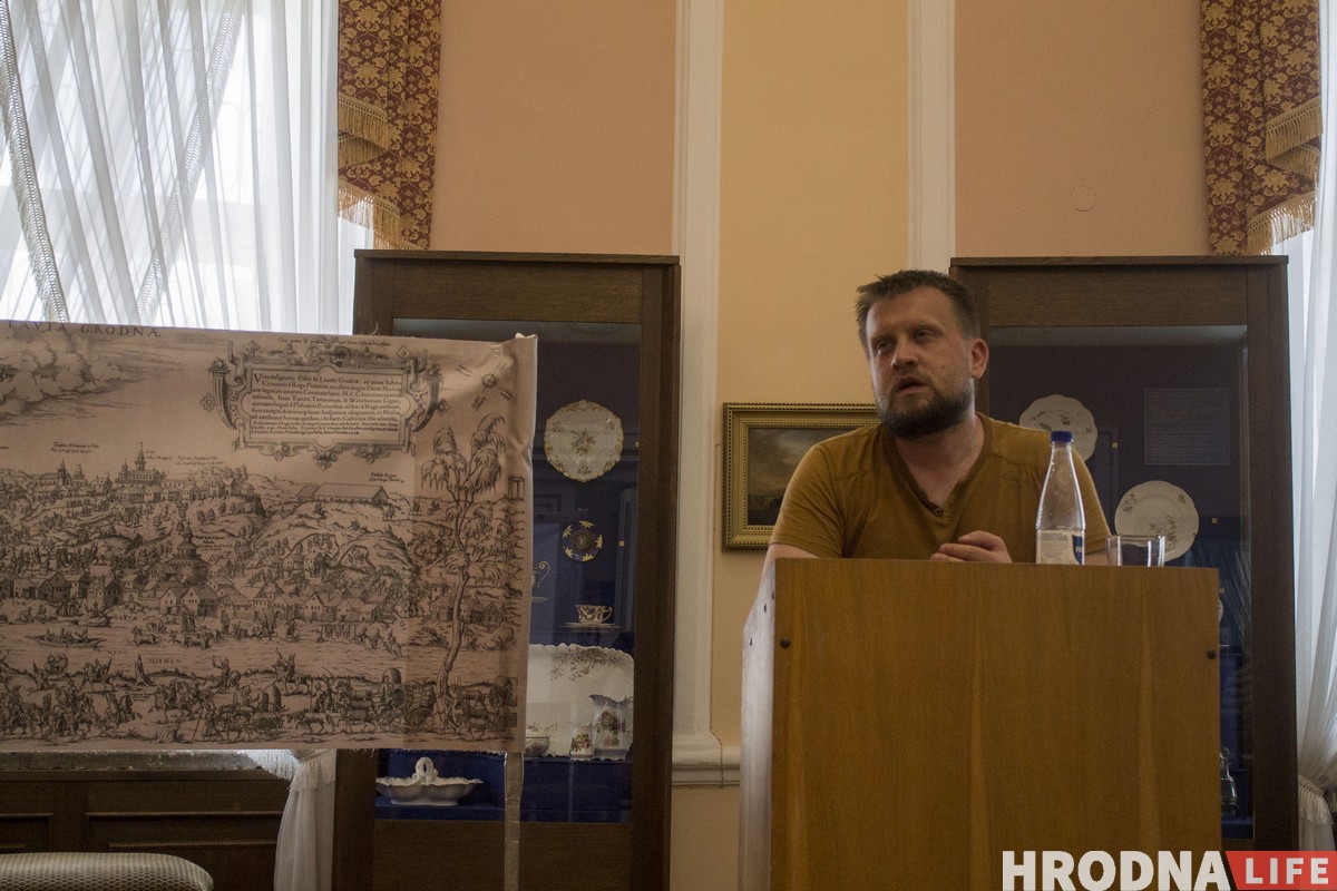 Адзін дзень з гісторыі Гродна: адноўленую гравюру XVI стагоддзя паказалі ў Новым замку Адзін дзень з гісторыі Гродна: адноўленую гравюру XVI стагоддзя паказалі ў Новым замку