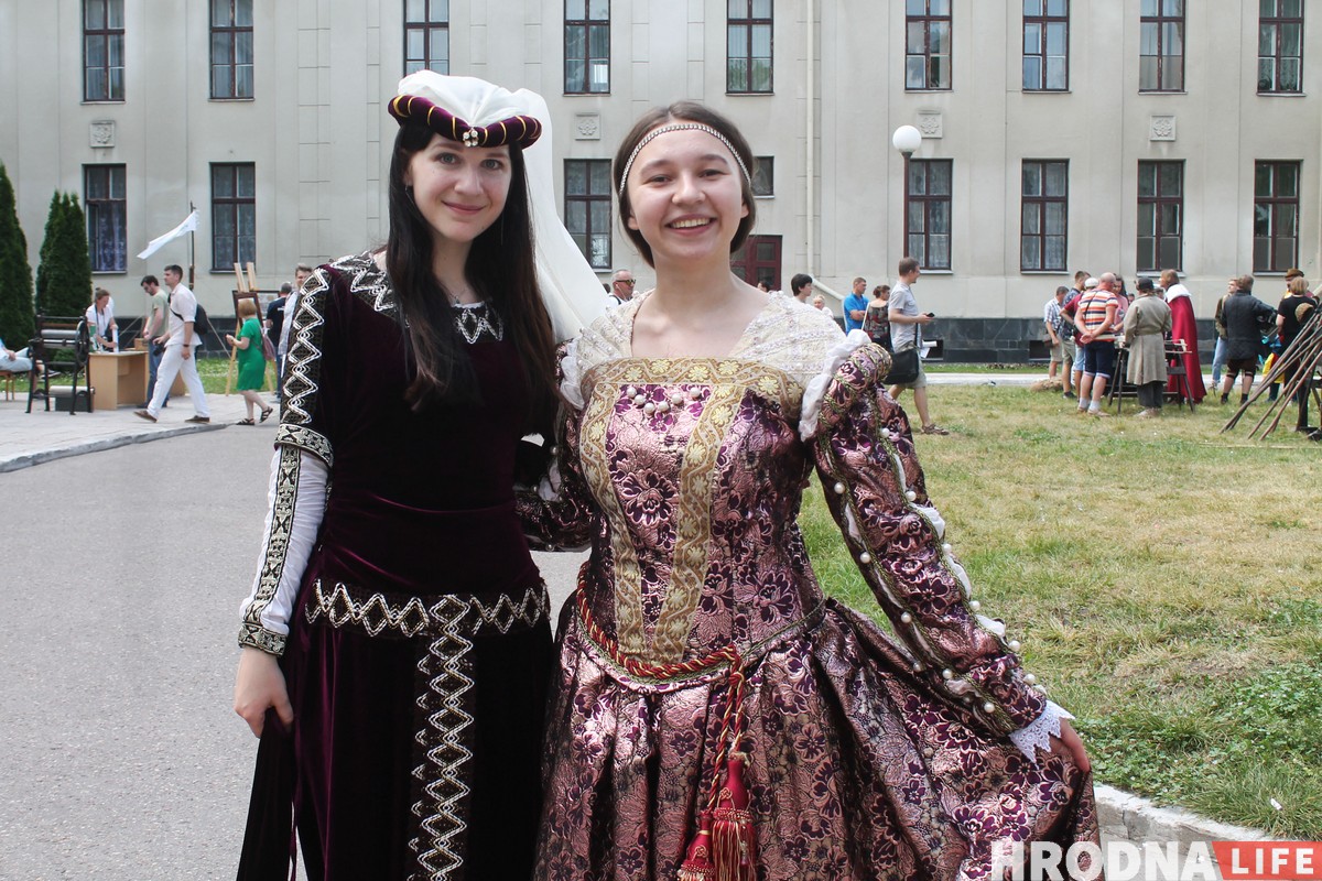 Адзін дзень з гісторыі Гродна: адноўленую гравюру XVI стагоддзя паказалі ў Новым замку Адзін дзень з гісторыі Гродна: адноўленую гравюру XVI стагоддзя паказалі ў Новым замку