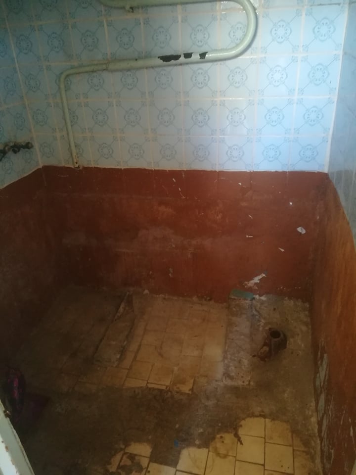 Гродзенец паставіў палатку перад адміністрацыяй раёна і сабраўся там жыць. Яму адразу прапанавалі іншае жыллё Гродзенец паставіў палатку перад адміністрацыяй раёна і сабраўся там жыць. Яму адразу прапанавалі іншае жыллё