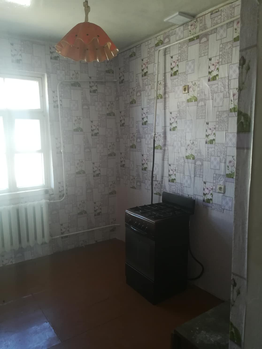 Гродзенец паставіў палатку перад адміністрацыяй раёна і сабраўся там жыць. Яму адразу прапанавалі іншае жыллё Гродзенец паставіў палатку перад адміністрацыяй раёна і сабраўся там жыць. Яму адразу прапанавалі іншае жыллё