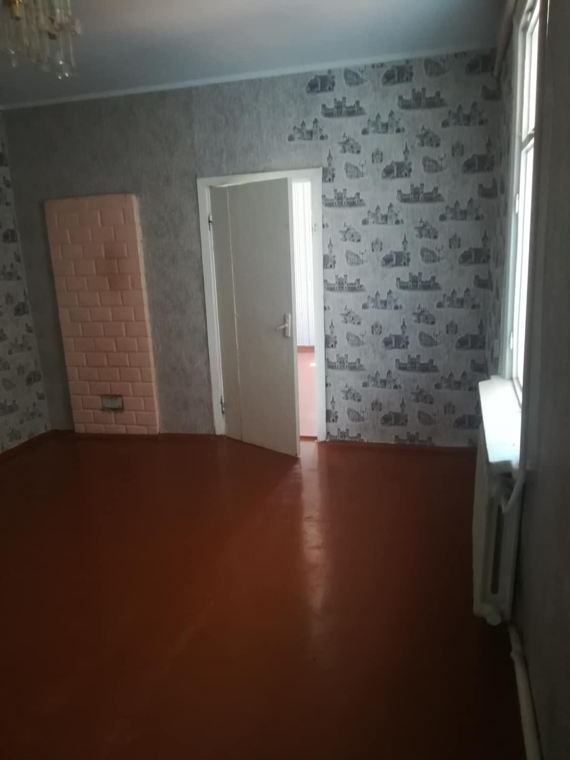 Гродзенец паставіў палатку перад адміністрацыяй раёна і сабраўся там жыць. Яму адразу прапанавалі іншае жыллё Гродзенец паставіў палатку перад адміністрацыяй раёна і сабраўся там жыць. Яму адразу прапанавалі іншае жыллё