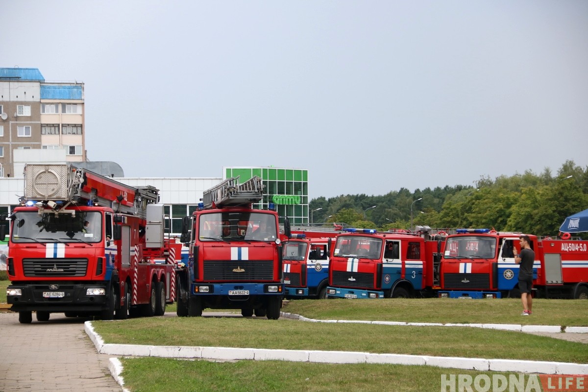 Кинотеатр "Октябрь" не горит: у гродненских спасателей проходят внезапные учения