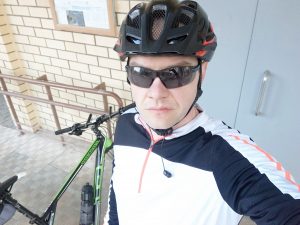 “Заклеіць кола ці адраматнаваць тармазы можа любая дзяўчына” Як прайшоў майстар-клас ад Hrodna.life  па рамонту ровараў