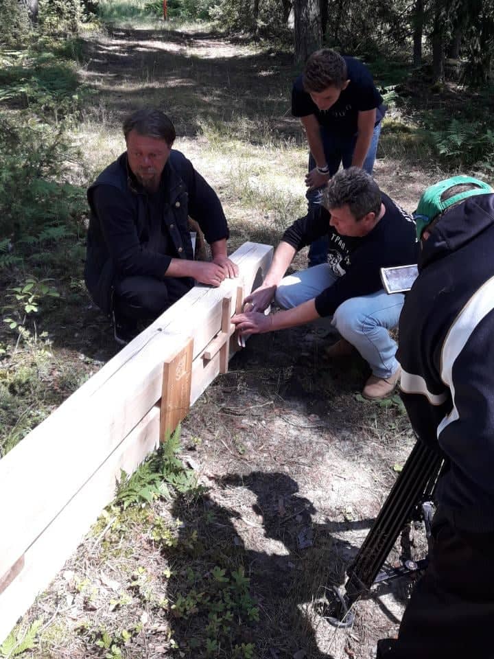 Гродзенскія актывісты ставяць на месцах баёў паўстанцаў-"каліноўцаў" памятныя знакі Гродзенскія актывісты ставяць на месцах баёў паўстанцаў-"каліноўцаў" памятныя знакі