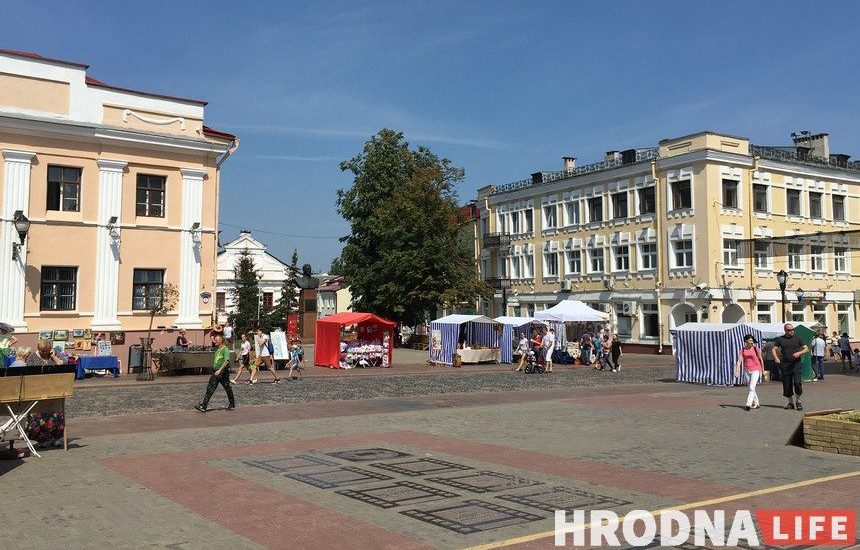 Гродненские ремесленники: Мы не против однотипных палаток, но на Красноармейскую не поедем