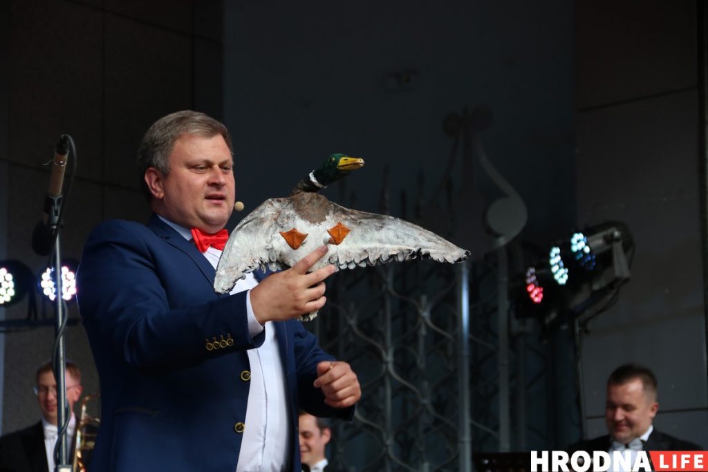 Застрэліць качку на вячэру і станцаваць вальс. У парку Жылібера гралі Штрауса для ўсіх