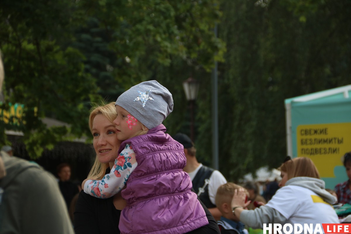 Застрэліць качку на вячэру і станцаваць вальс. У парку Жылібера гралі Штрауса для ўсіх Застрэліць качку на вячэру і станцаваць вальс. У парку Жылібера гралі Штрауса для ўсіх