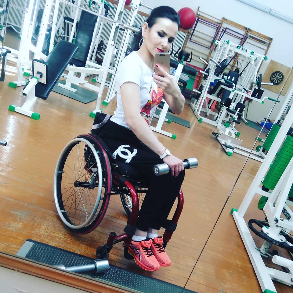 «Я заўсёды была модніцай». Вазочніца з Гродна збіраецца на конкурс прыгажосці