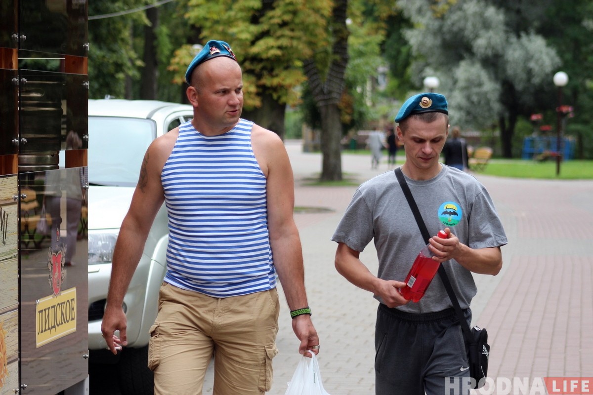 ФОТО: В Гродно празднуют День ВДВ