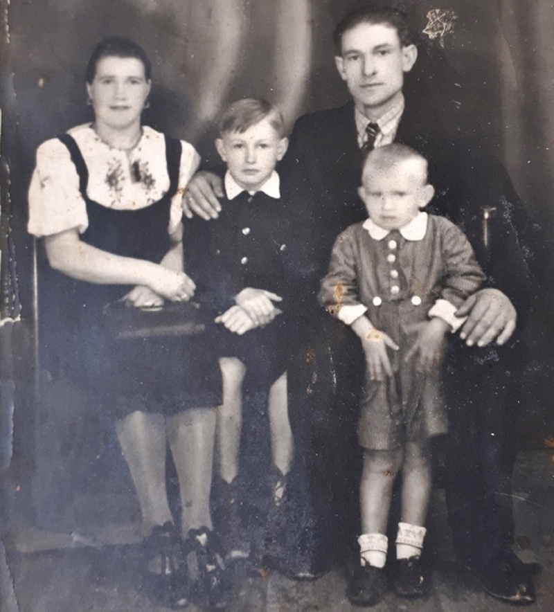 «Мы з бацькам былі плытагонамі». Успаміны гродзенца, які дапамагаў сплаўляць лес па Нёмане