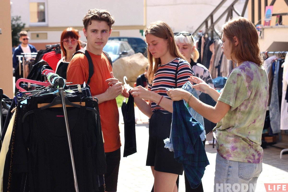 Чаму бар "Карсар" разагнаў моладзевы стрытмаркет на Кірава