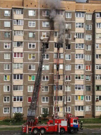 На улице Южной в Гродно горела квартира в многоэтажке