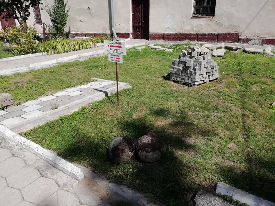 Такімі ядрамі маглі абстрэльваць крэпасць: на Старым замку ў Гродне новыя цікавыя знаходкі