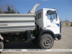 Праз ДТЗ у Гродзенскай вобласці на дарогу высыпаліся морапрадукты Праз ДТЗ у Гродзенскай вобласці на дарогу высыпаліся морапрадукты