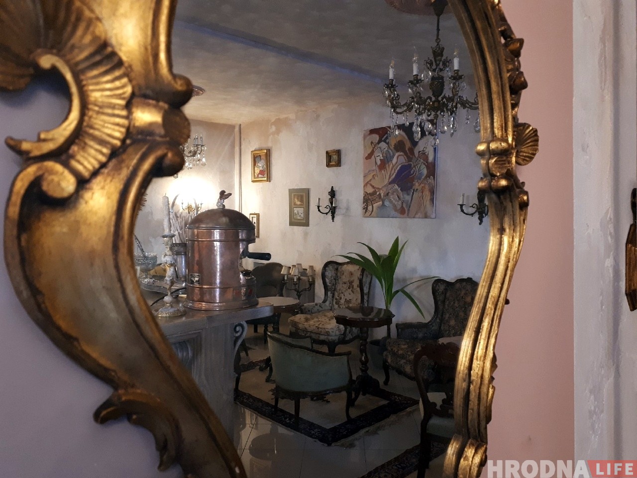 На Ожешко открылась винтажная кофейня "Атмосфера"